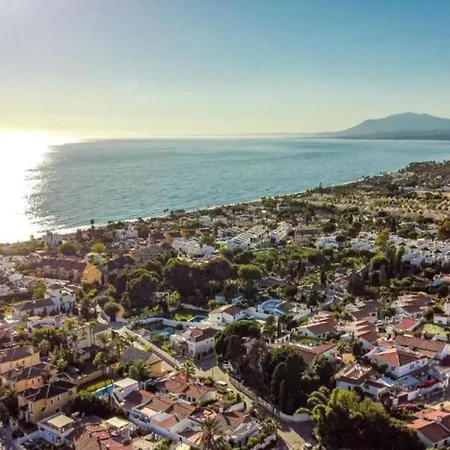 アパート Peaceful Townhouse In Costabella マルベーリャ