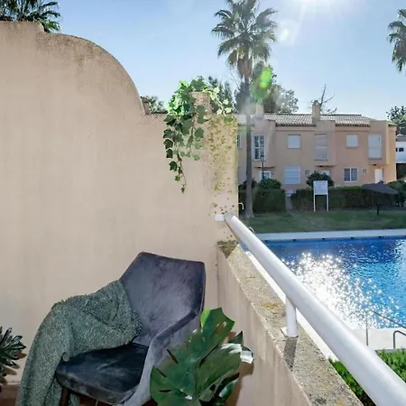 Peaceful Townhouse In Costabella 아파트 *