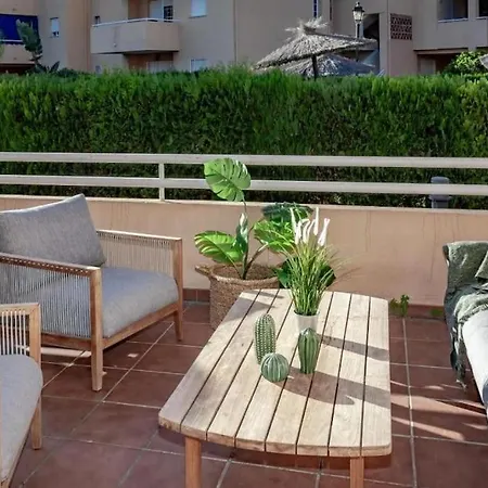 Peaceful Townhouse In Costabella Appartement