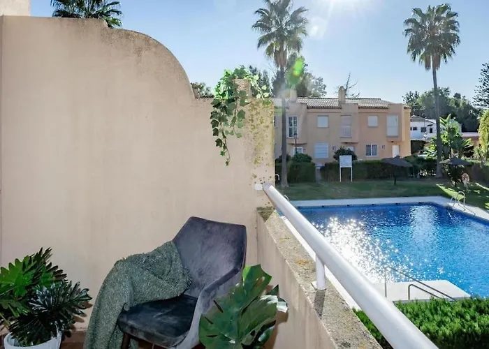 Peaceful Townhouse In Costabella Lejlighed *