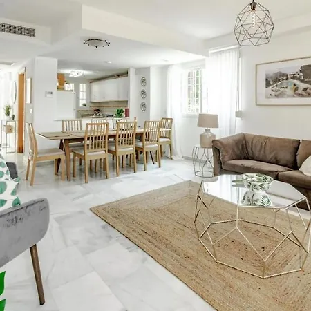 شقة Peaceful Townhouse In Costabella