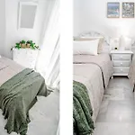 Peaceful Townhouse In Costabella Διαμέρισμα *