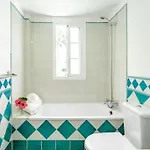 Peaceful Townhouse In Costabella Μαρμπέλλα